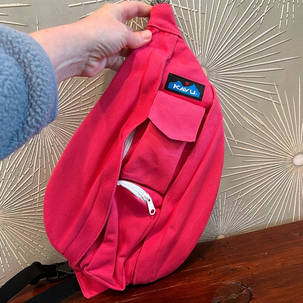 Kavu‎ sling bag